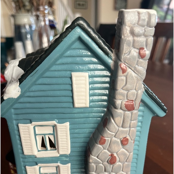 Dept 56 Snow Village Blue Springfield House with tree 1987 Retired 1980’s - Picture 7 of 11